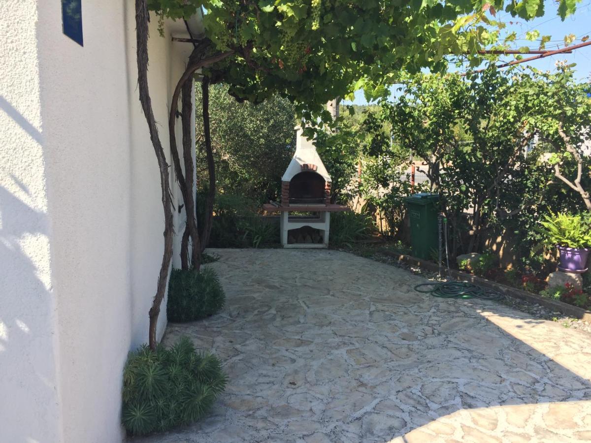 Holiday Home Casa Bianca Sukošan Екстериор снимка