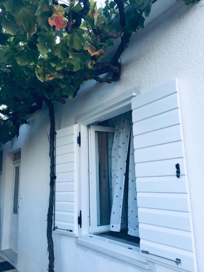 Holiday Home Casa Bianca Sukošan Екстериор снимка